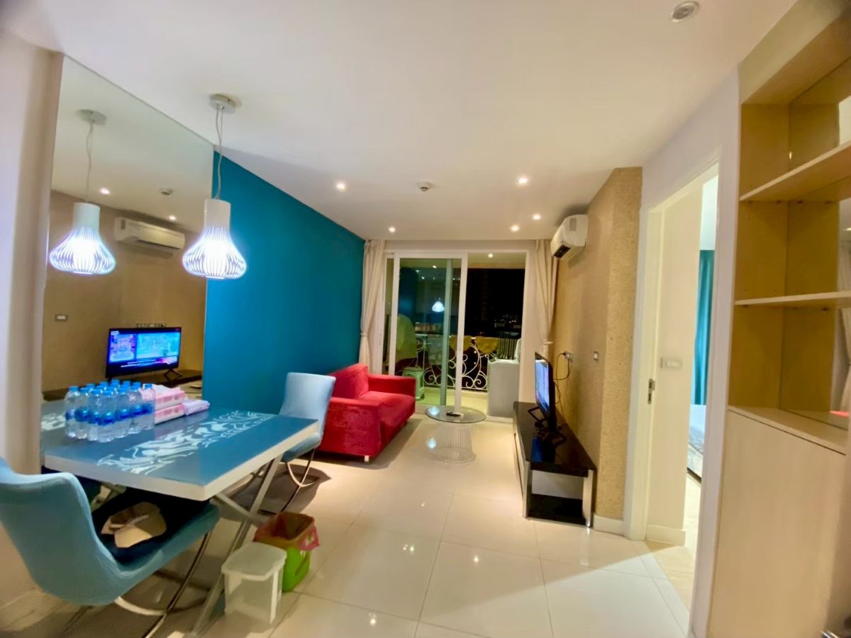 CR0303 – 1Bedroom Condominium For Rent in Grande Caribbean Condo in Thap Praya rd