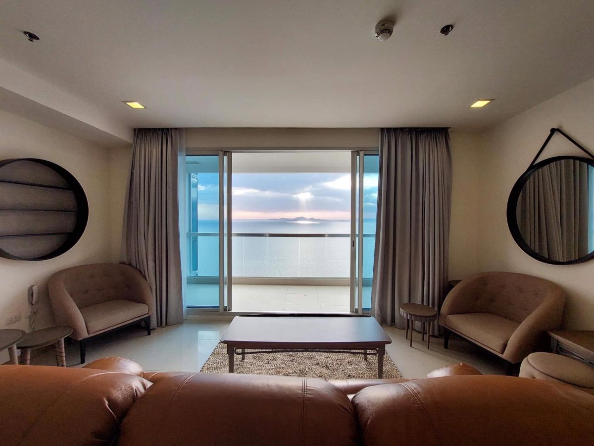 2 CS3003 – 2Bedroom Condominium for Sale in The Palm Wongamat Beah in Wongamat