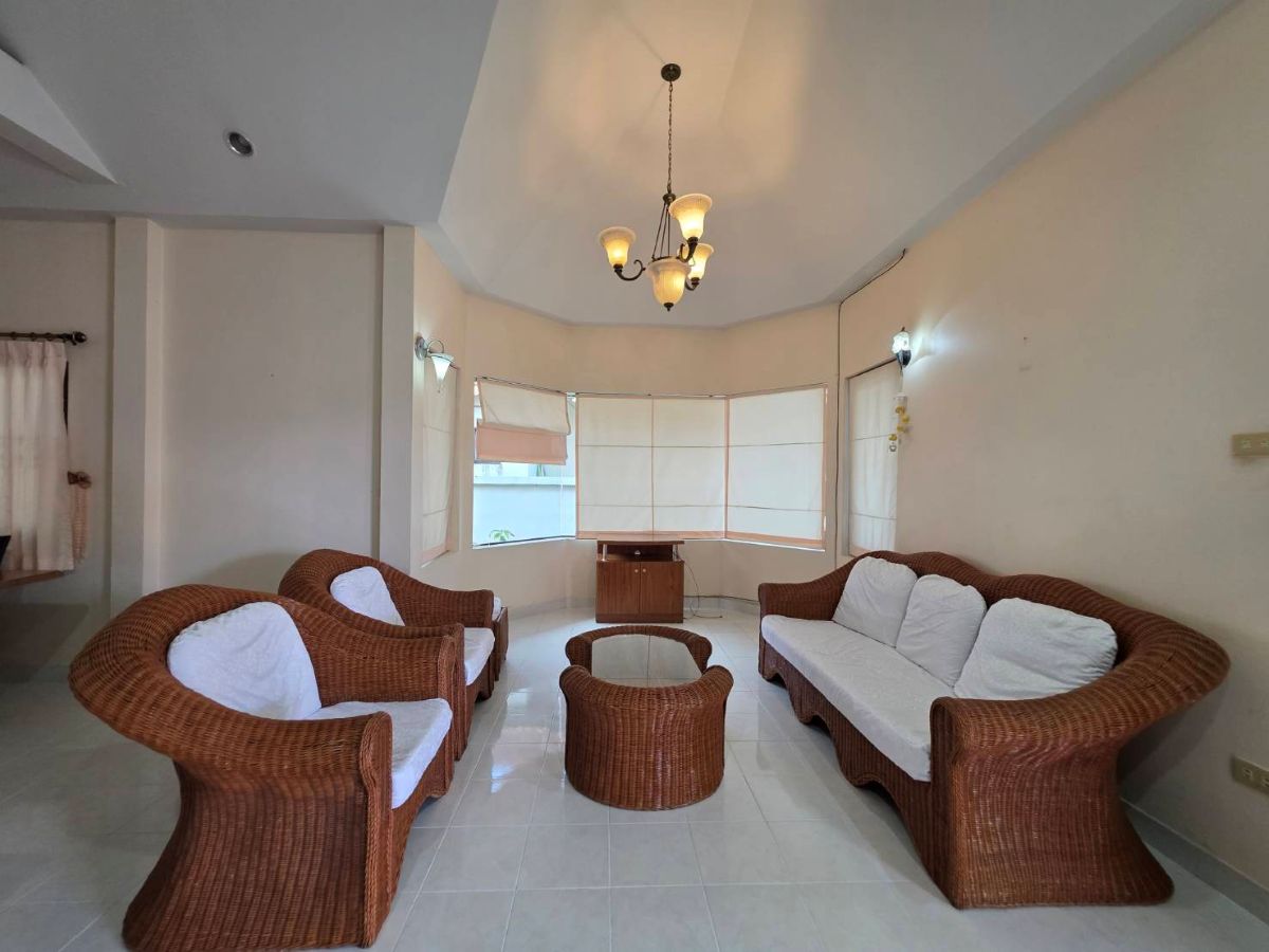 2 HR0891 -2Bedroom Single House for Rent in Pattaya Hill 2 in Khao Noi