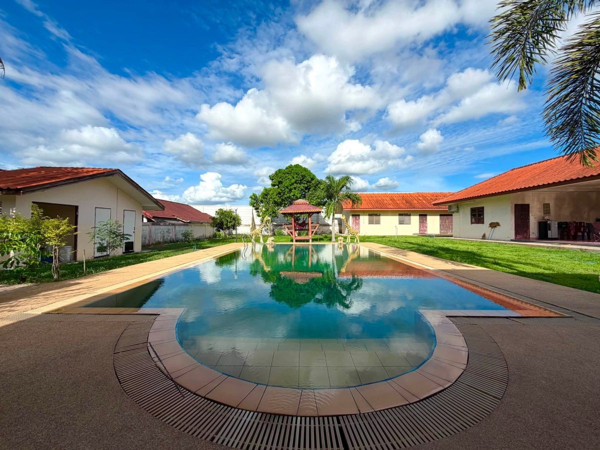 HS1506 – 4Bedroom Pool Villa House for Sale in Huay Yai