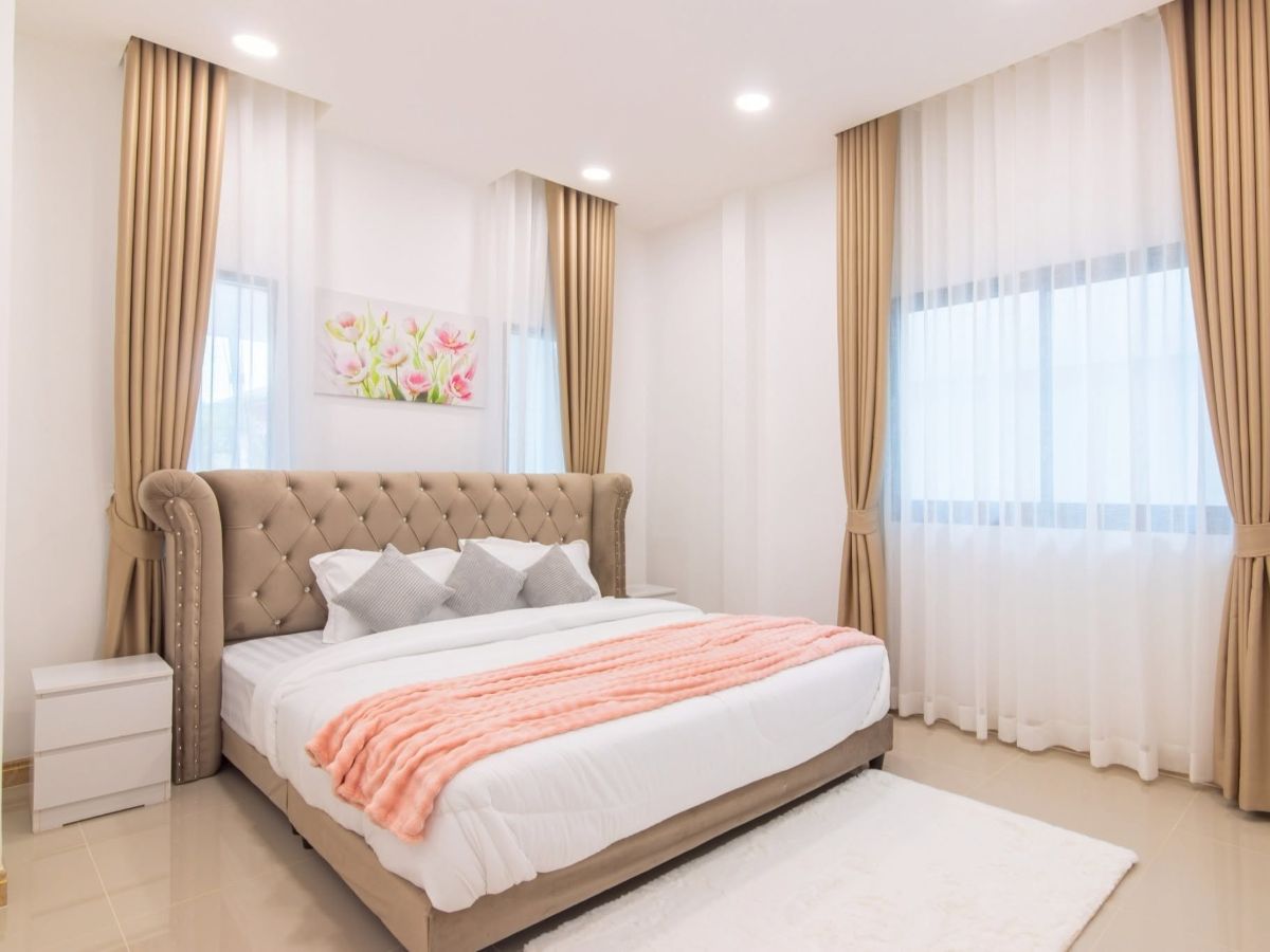 HS1494 – 3Bedroom Pool Villa House for Sale in Village Ek Mongkol 4/1 in Khao Talo