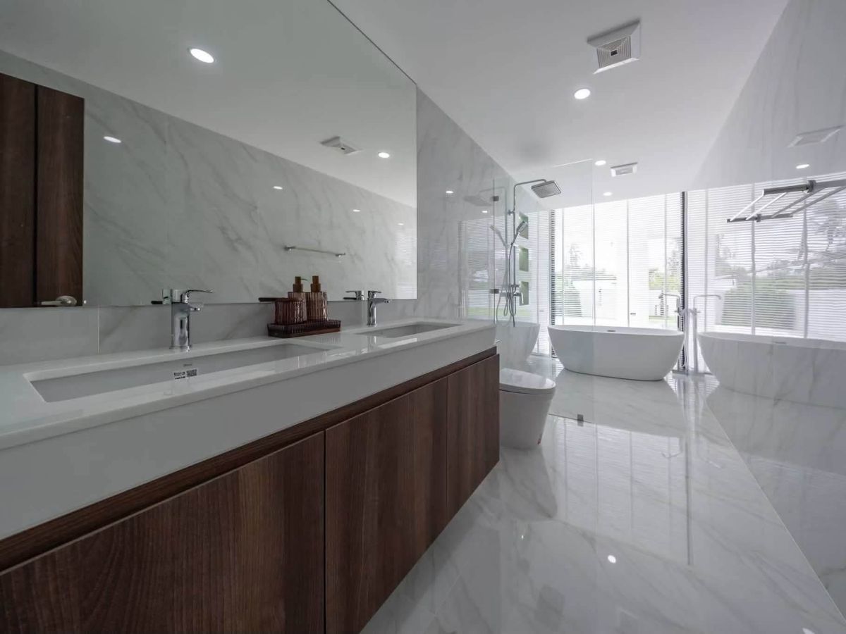 HS1502 – 5Bedroom Luxury Pool Villa House for Sale in Huay Yai