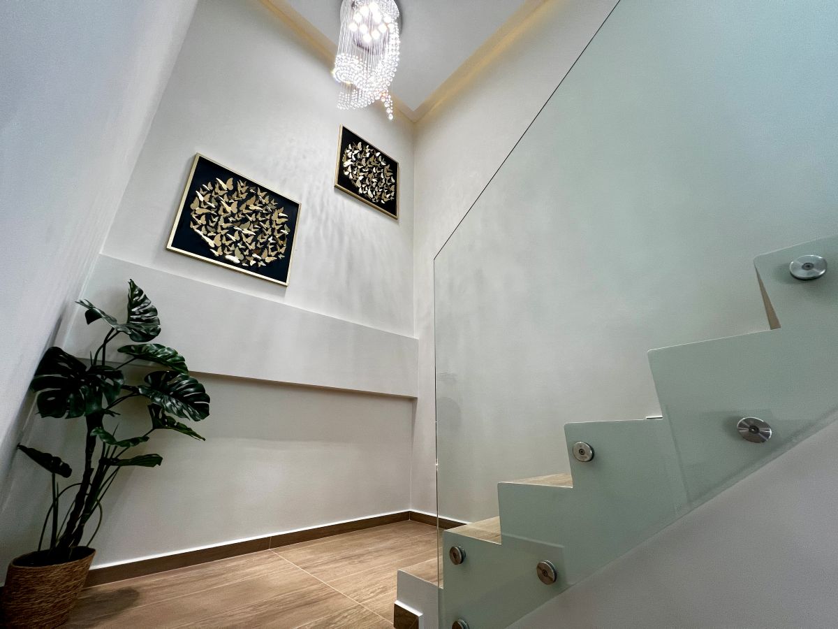 HS1504 – 5Bedroom Pool Villa House for Sale in Impress Villa in Soi Saim Country Club