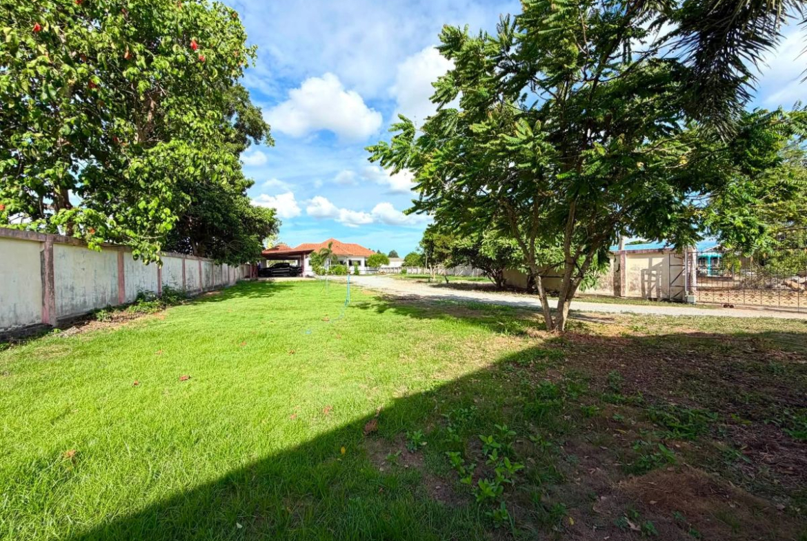 HS1506 – 4Bedroom Pool Villa House for Sale in Huay Yai