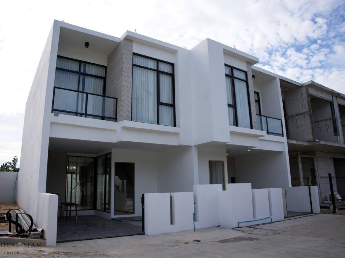 HS1499 – 4Bedroom Pool Villa House for Sale in Villa La Richie in Nort Pattaya