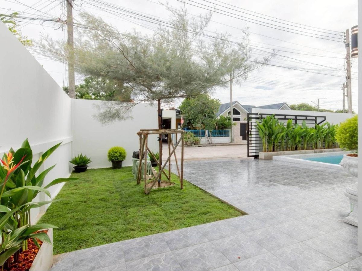 21 HS1488 – 3Bedroom Pool Villa for Sale in Areya Villa in Pattaya in Mabprachan Lake