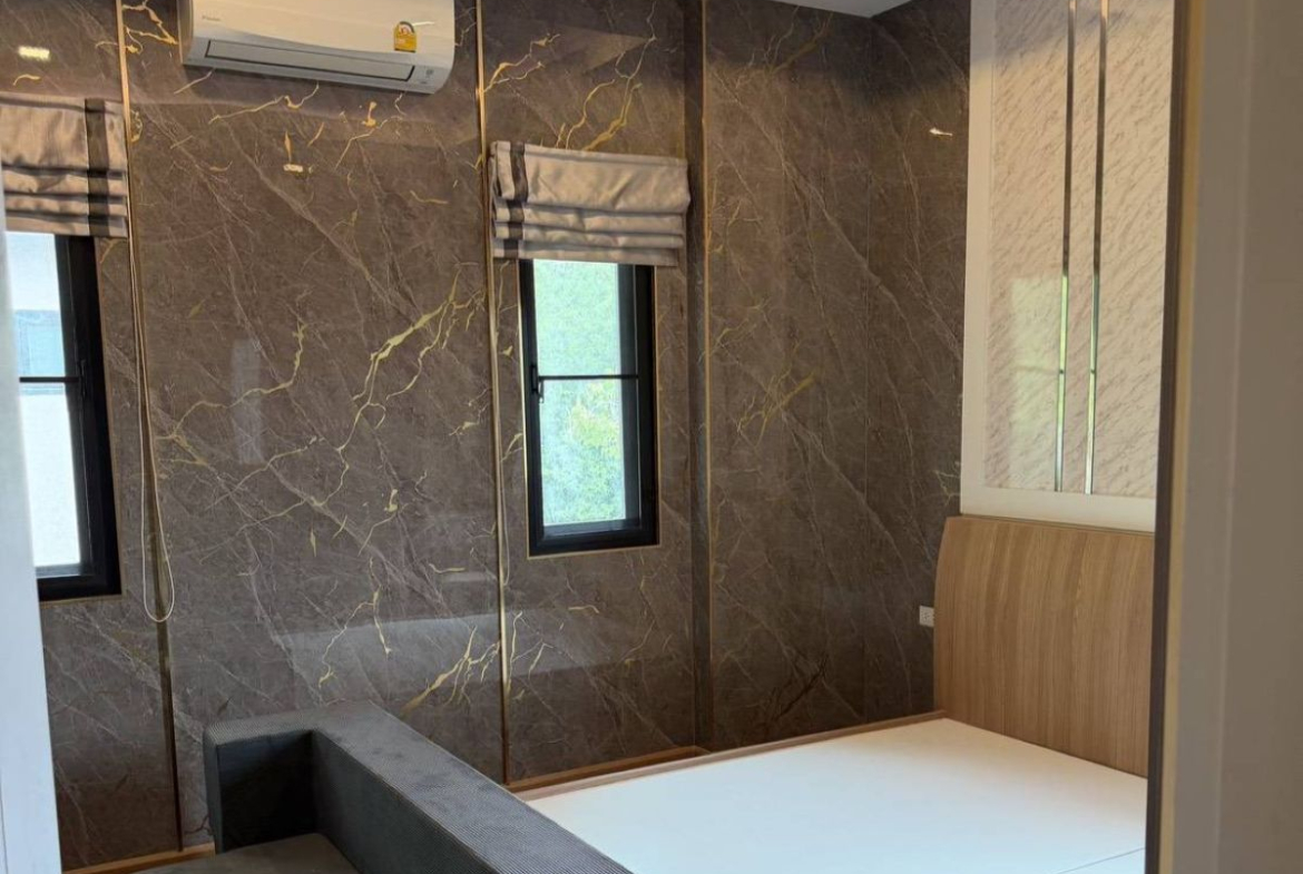 HS1503 – 3Bedroom Pool Villa House for Sale in The Lake Village in Huay Yai