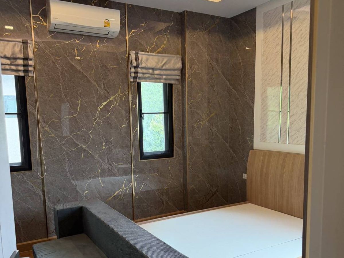 HS1503 – 3Bedroom Pool Villa House for Sale in The Lake Village in Huay Yai