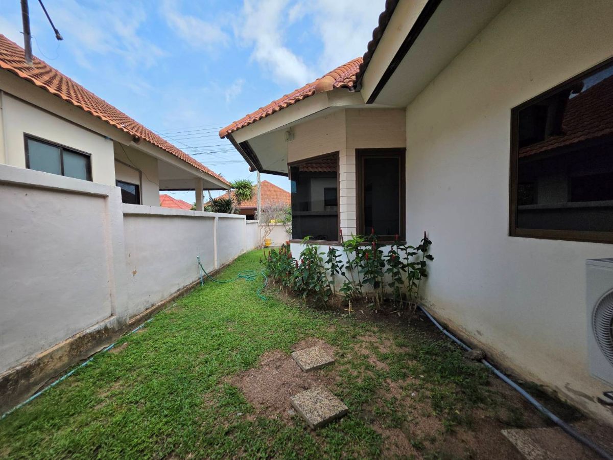 22 HR0891 -2Bedroom Single House for Rent in Pattaya Hill 2 in Khao Noi