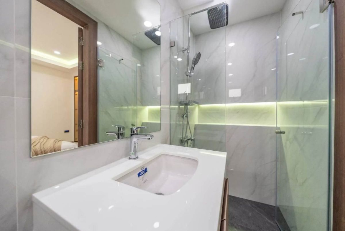 HS1502 – 5Bedroom Luxury Pool Villa House for Sale in Huay Yai