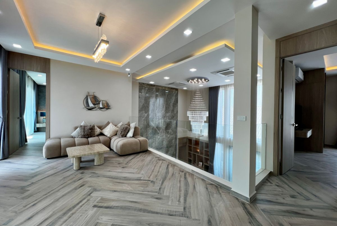HS1504 – 5Bedroom Pool Villa House for Sale in Impress Villa in Soi Saim Country Club