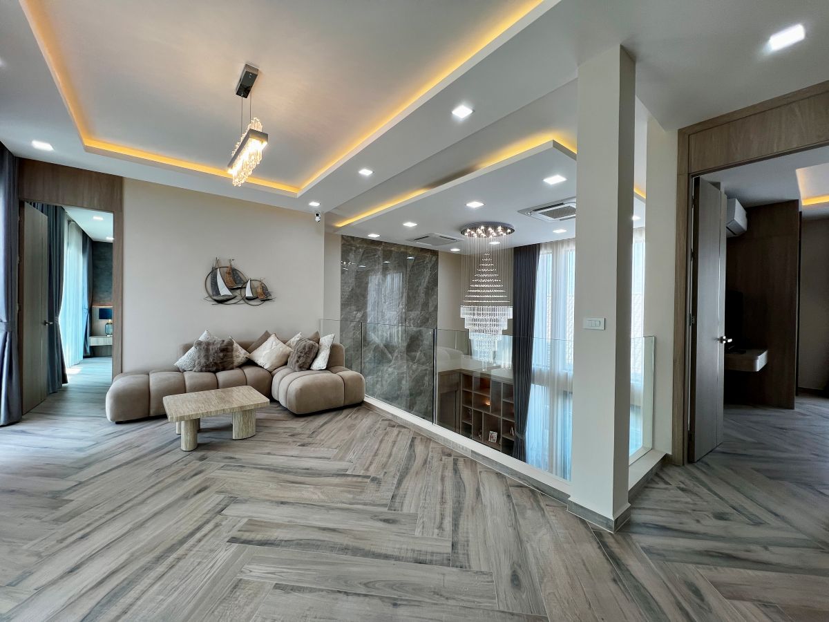 HS1504 – 5Bedroom Pool Villa House for Sale in Impress Villa in Soi Saim Country Club