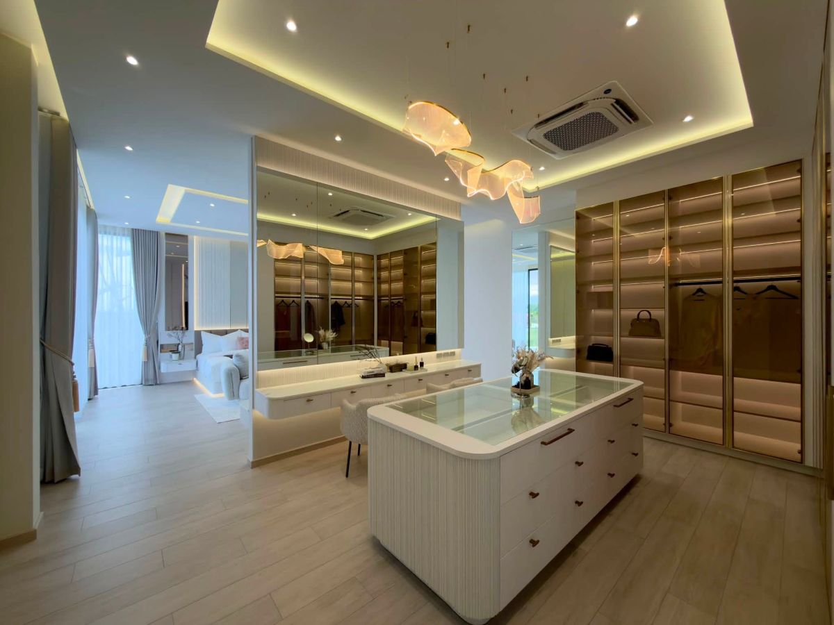 HS1505 – 5Bedroom Luxury Pool Villa House for Sale in Ultra Luxury House in Mabprachan