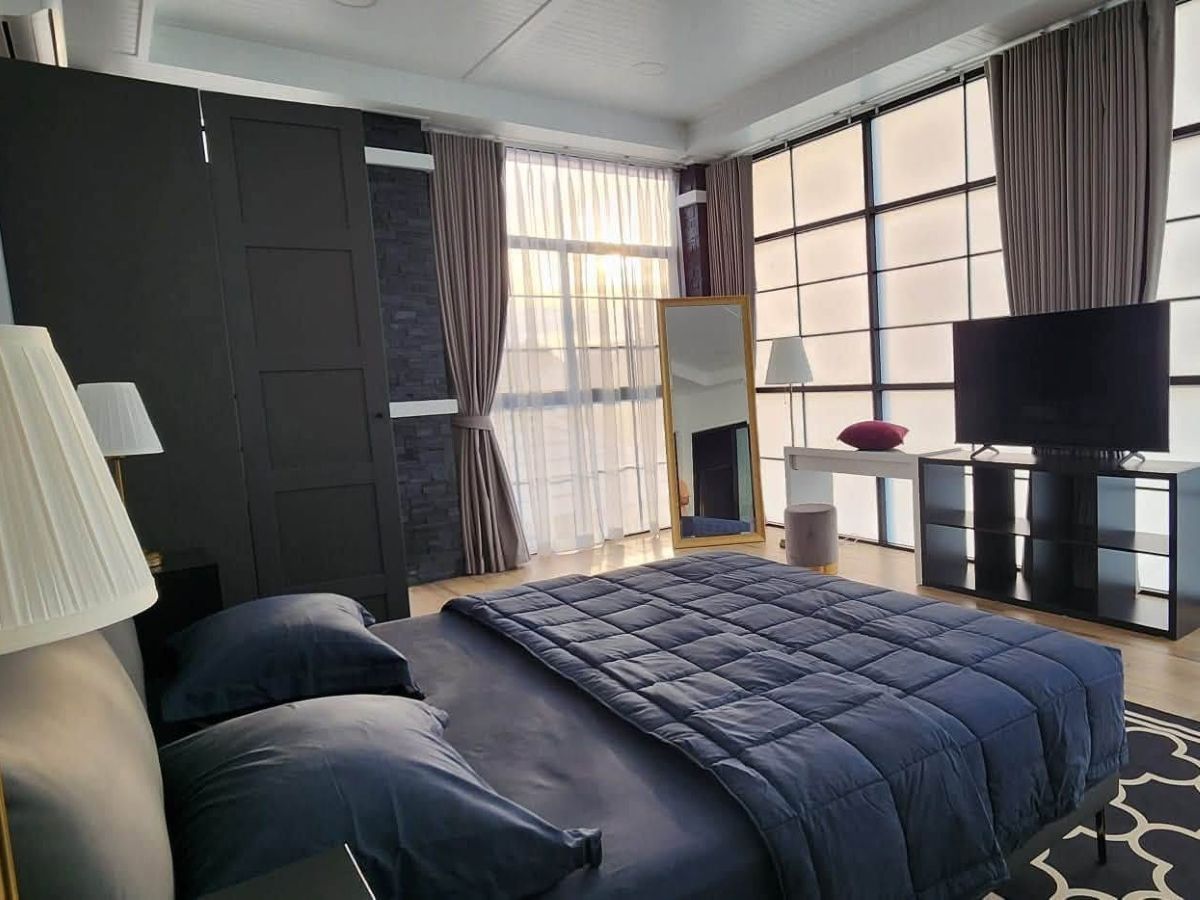 HS1490 – 5Bedroom Luxury Pool Villa House for Sale in The Shades Villas in Mapprachan