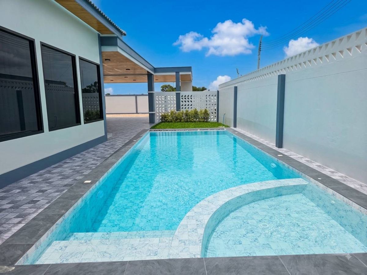HS1500 – 4Bedroom Pool Villa House for Sale in VJ Land in Soi Siam Country Club
