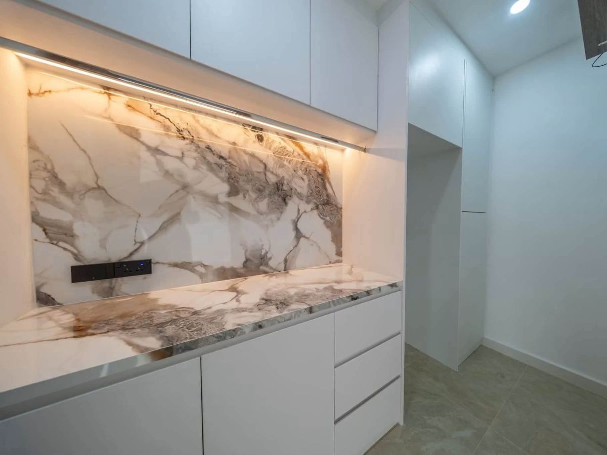 HS1502 – 5Bedroom Luxury Pool Villa House for Sale in Huay Yai