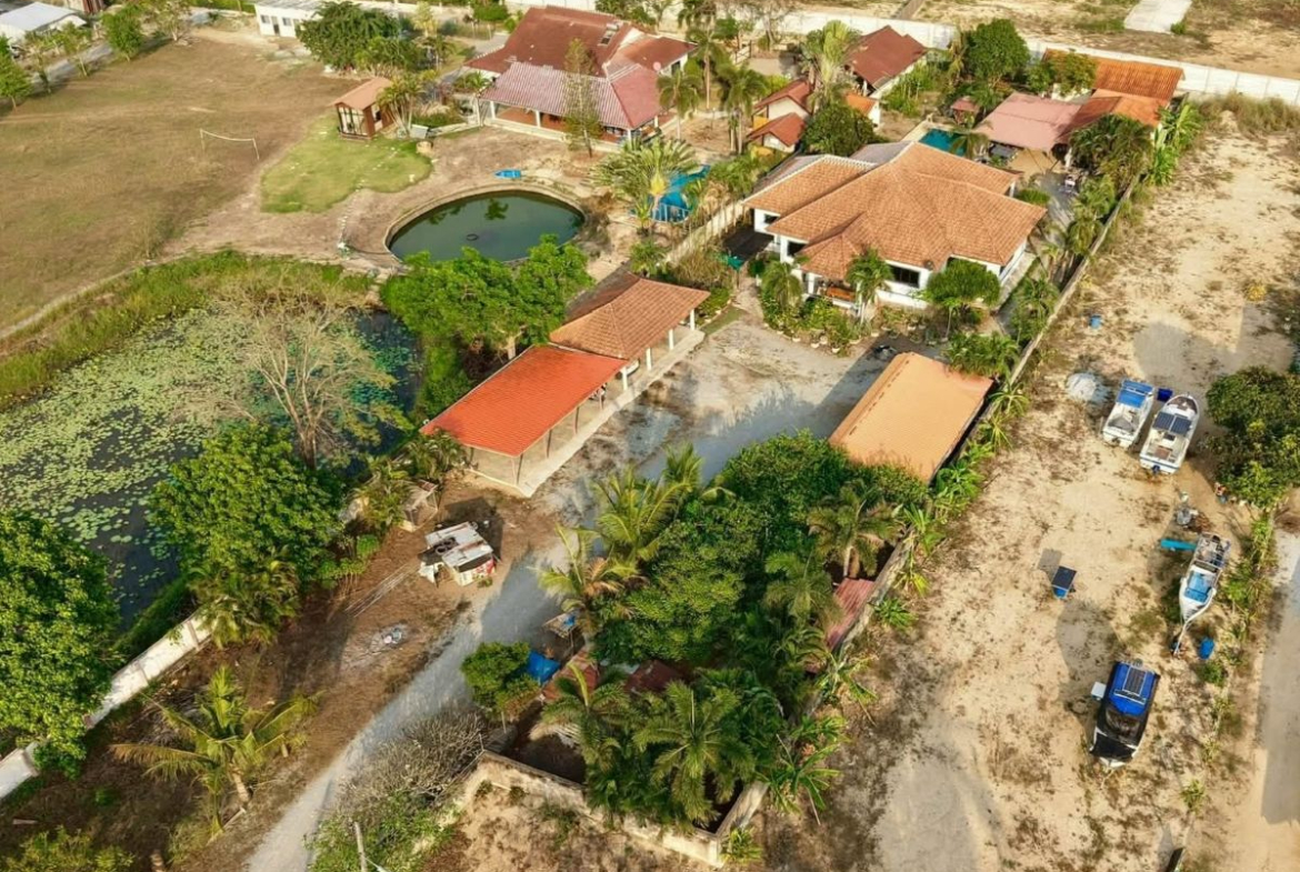 HS1506 – 4Bedroom Pool Villa House for Sale in Huay Yai