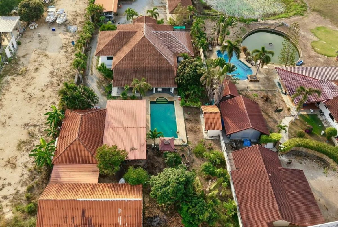 HS1506 – 4Bedroom Pool Villa House for Sale in Huay Yai