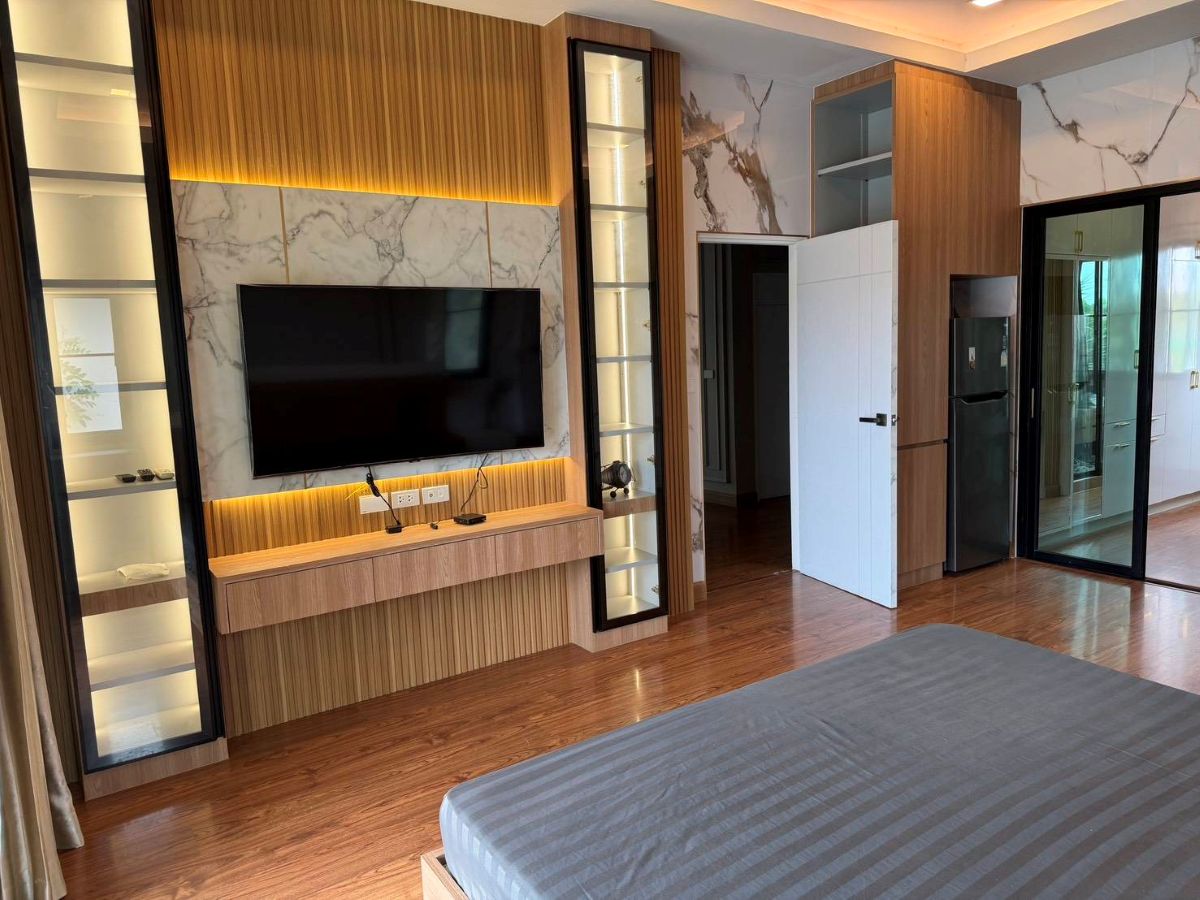 HS1503 – 3Bedroom Pool Villa House for Sale in The Lake Village in Huay Yai