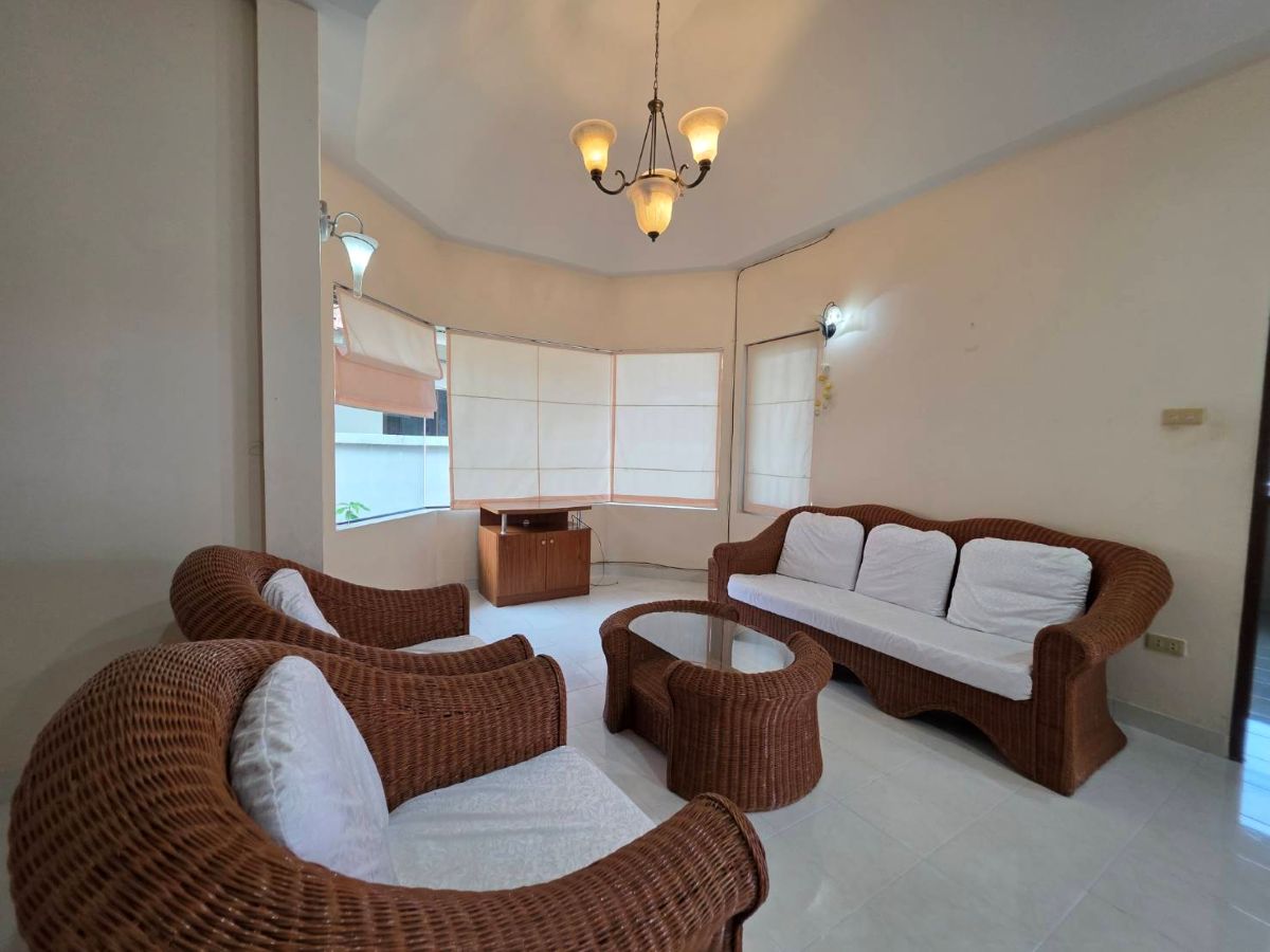 3 HR0891 -2Bedroom Single House for Rent in Pattaya Hill 2 in Khao Noi