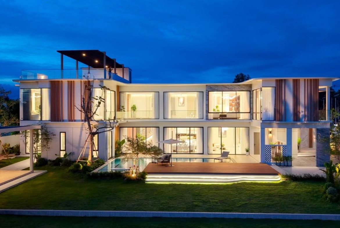 HS1505 – 5Bedroom Luxury Pool Villa House for Sale in Ultra Luxury House in Mabprachan