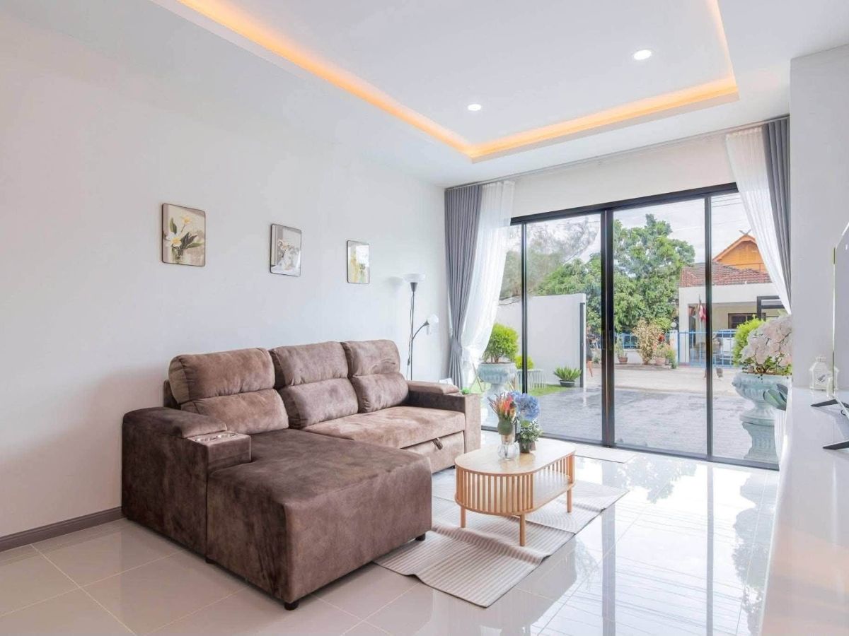 3 HS1488 – 3Bedroom Pool Villa for Sale in Areya Villa in Pattaya in Mabprachan Lake