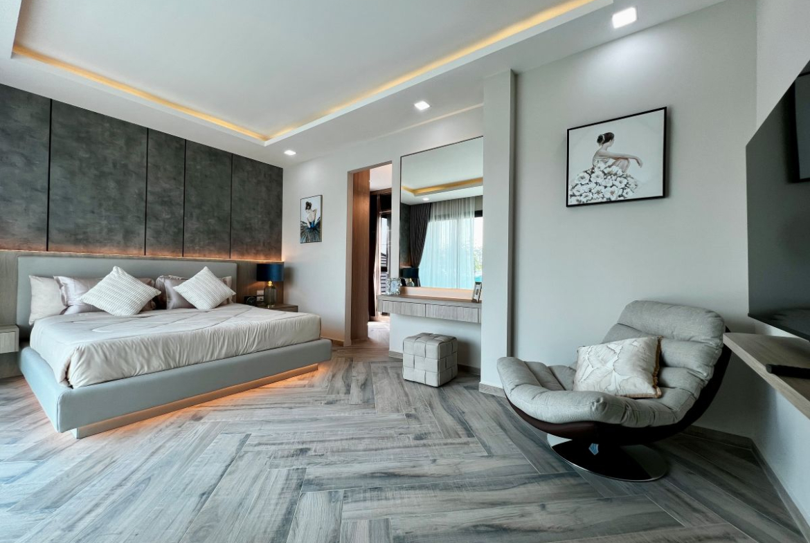 HS1504 – 5Bedroom Pool Villa House for Sale in Impress Villa in Soi Saim Country Club