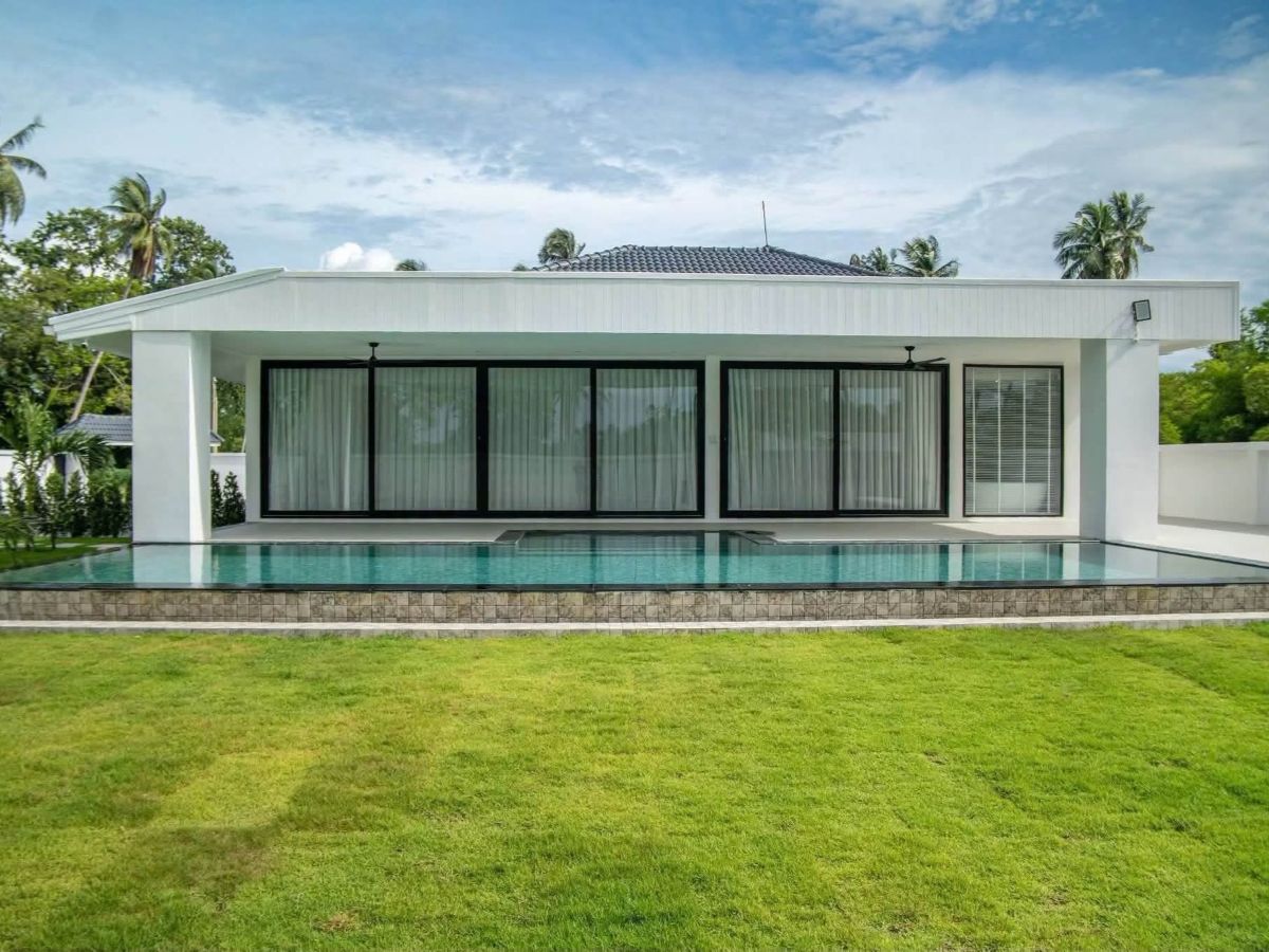 HS1502 – 5Bedroom Luxury Pool Villa House for Sale in Huay Yai