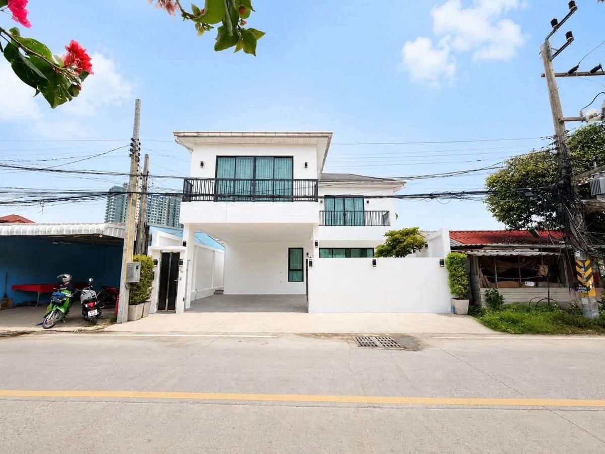 HS1497- 3Bedroom Pool Villa House for Sale in Soi Bun Kanchana 2 in Jomtien