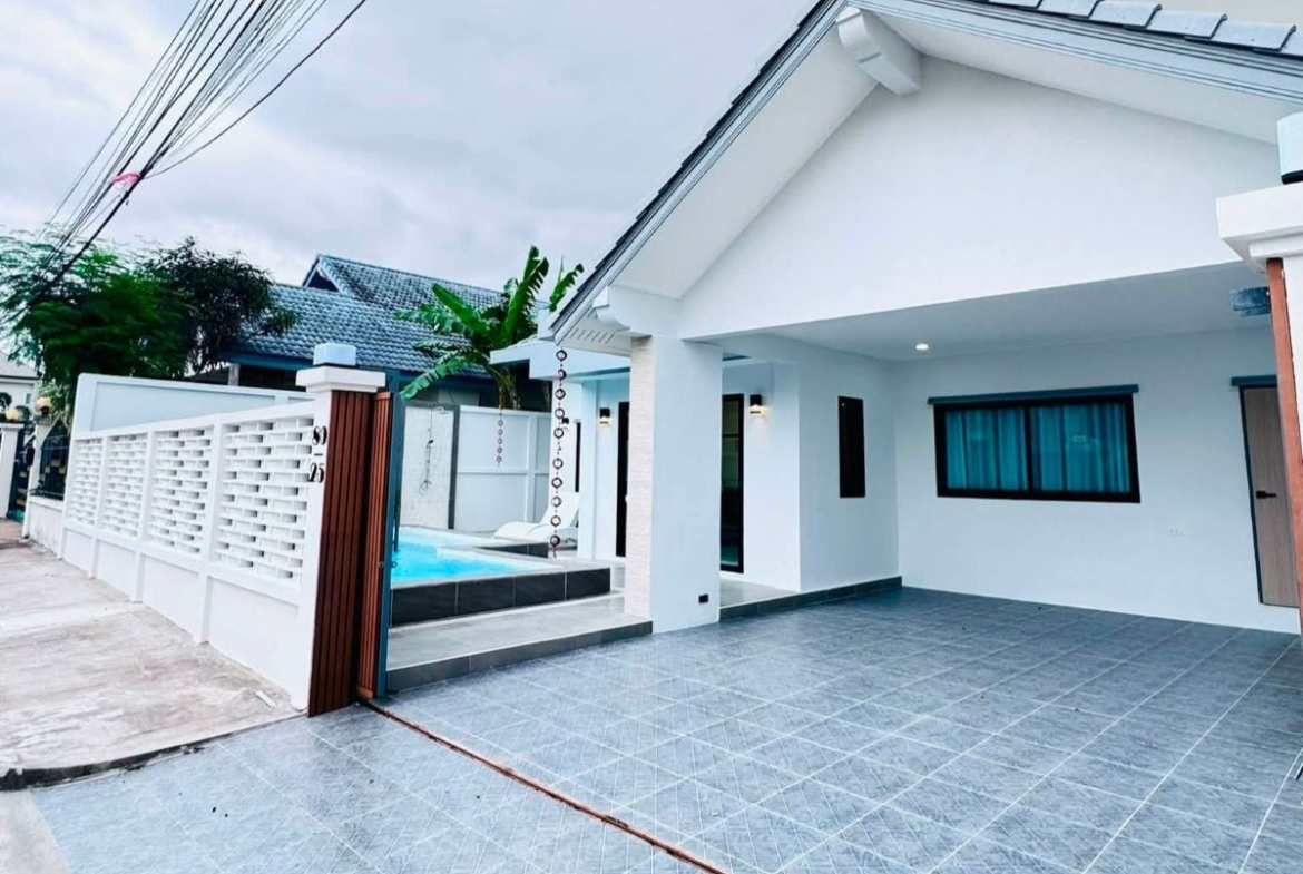 HS1496 – 3Bedroom Pool Villa House for Sale in Areya Villa in Soi Saim Country Club