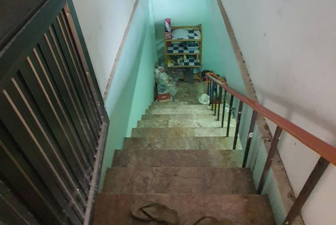 BS0021 -Commercial Building for Sale in Thepprasit Rd.