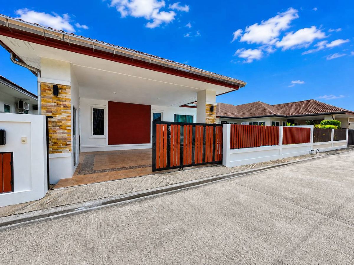 HS1492 – 3Bedroom Pool Villa House for Sale in Garden Ville 2 in Huay Yai