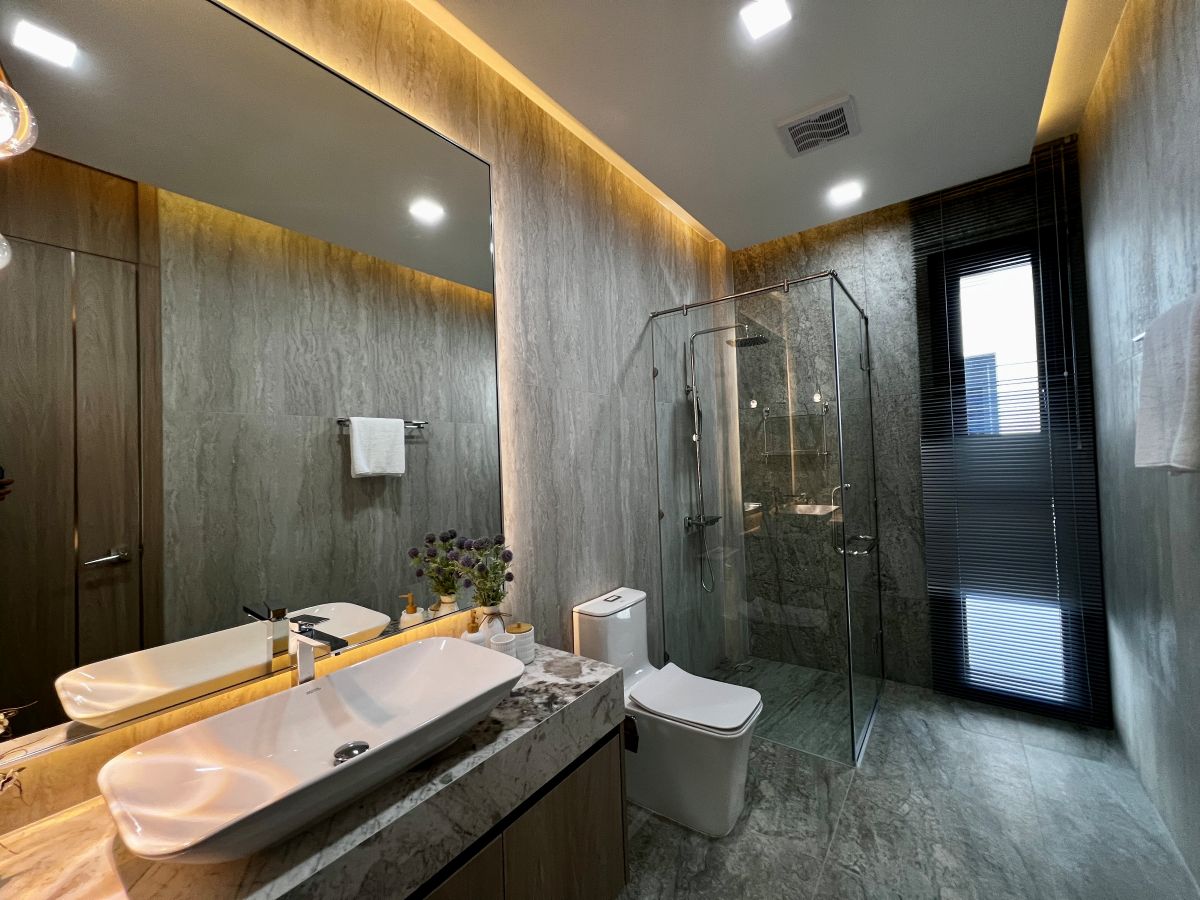 HS1504 – 5Bedroom Pool Villa House for Sale in Impress Villa in Soi Saim Country Club