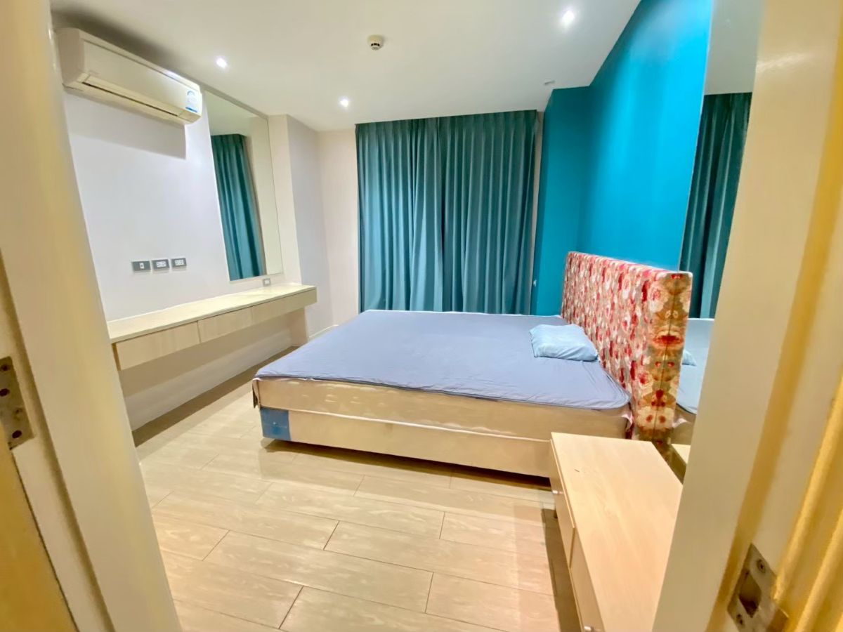 CR0303 – 1Bedroom Condominium For Rent in Grande Caribbean Condo in Thap Praya rd