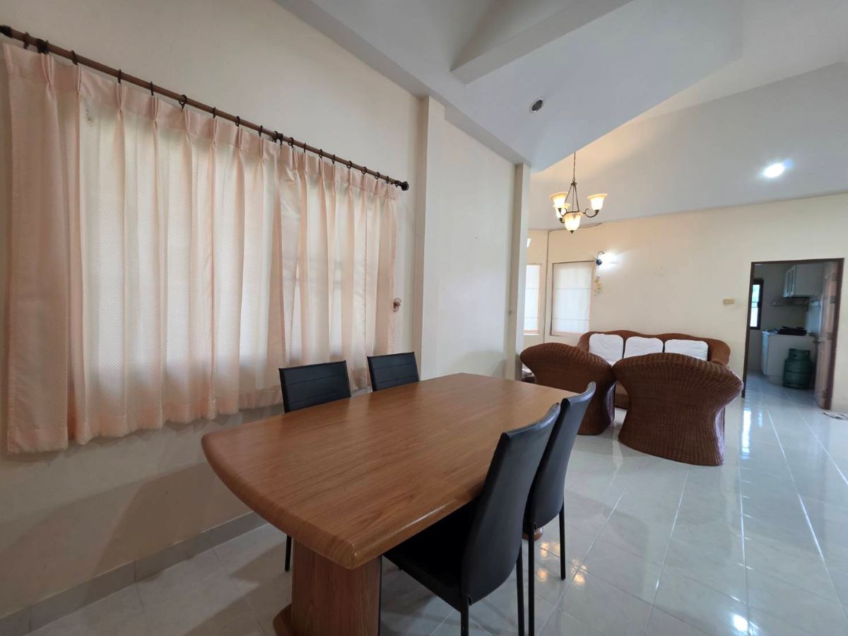 4 HR0891 -2Bedroom Single House for Rent in Pattaya Hill 2 in Khao Noi