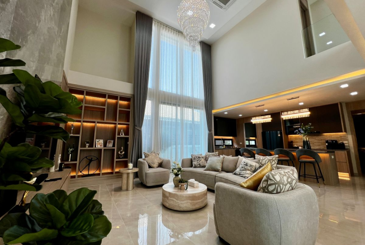 HS1504 – 5Bedroom Pool Villa House for Sale in Impress Villa in Soi Saim Country Club