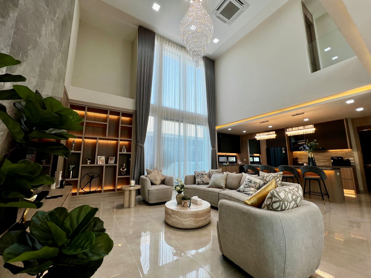 HS1504 – 5Bedroom Pool Villa House for Sale in Impress Villa in Soi Saim Country Club
