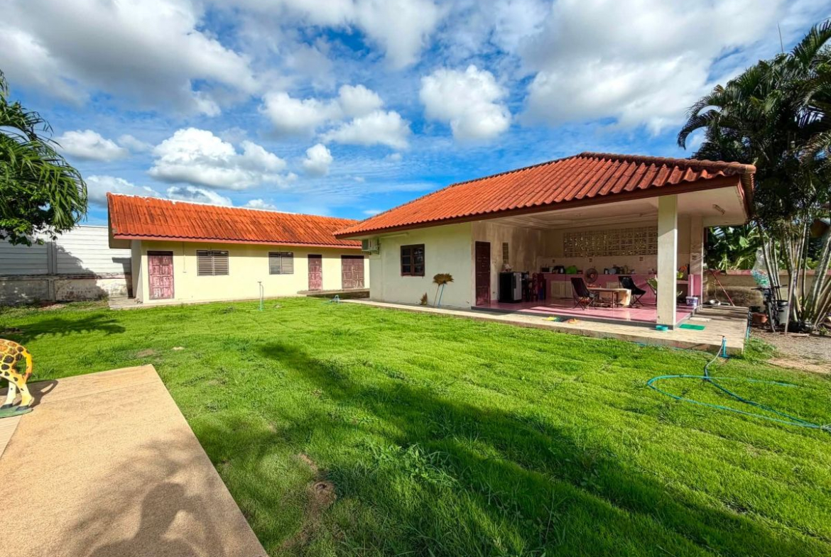 HS1506 – 4Bedroom Pool Villa House for Sale in Huay Yai
