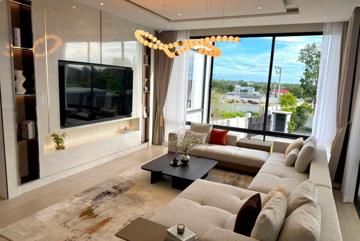 HS1505 – 5Bedroom Luxury Pool Villa House for Sale in Ultra Luxury House in Mabprachan