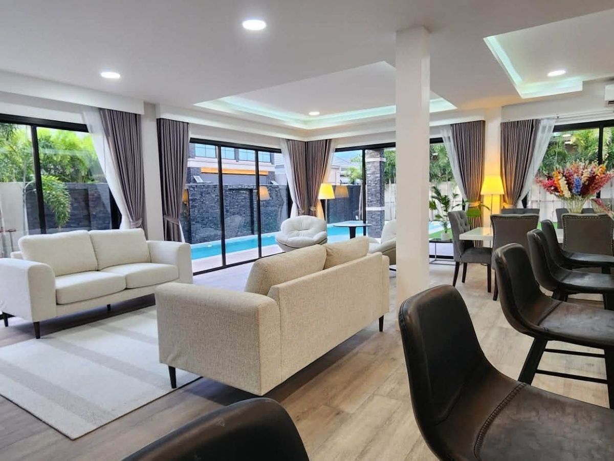 HS1490 – 5Bedroom Luxury Pool Villa House for Sale in The Shades Villas in Mapprachan