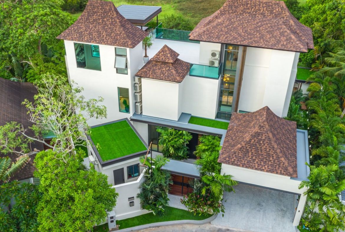 HS1489 – 7Bedroom 3-Storey Luxury Pool Villa House for Sale in Villa Nagawari in Na jomtien