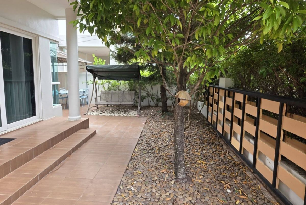 HS1501 – 3Bedroom 2-Storey Single House for Sale in Patta Village in Mabprachan