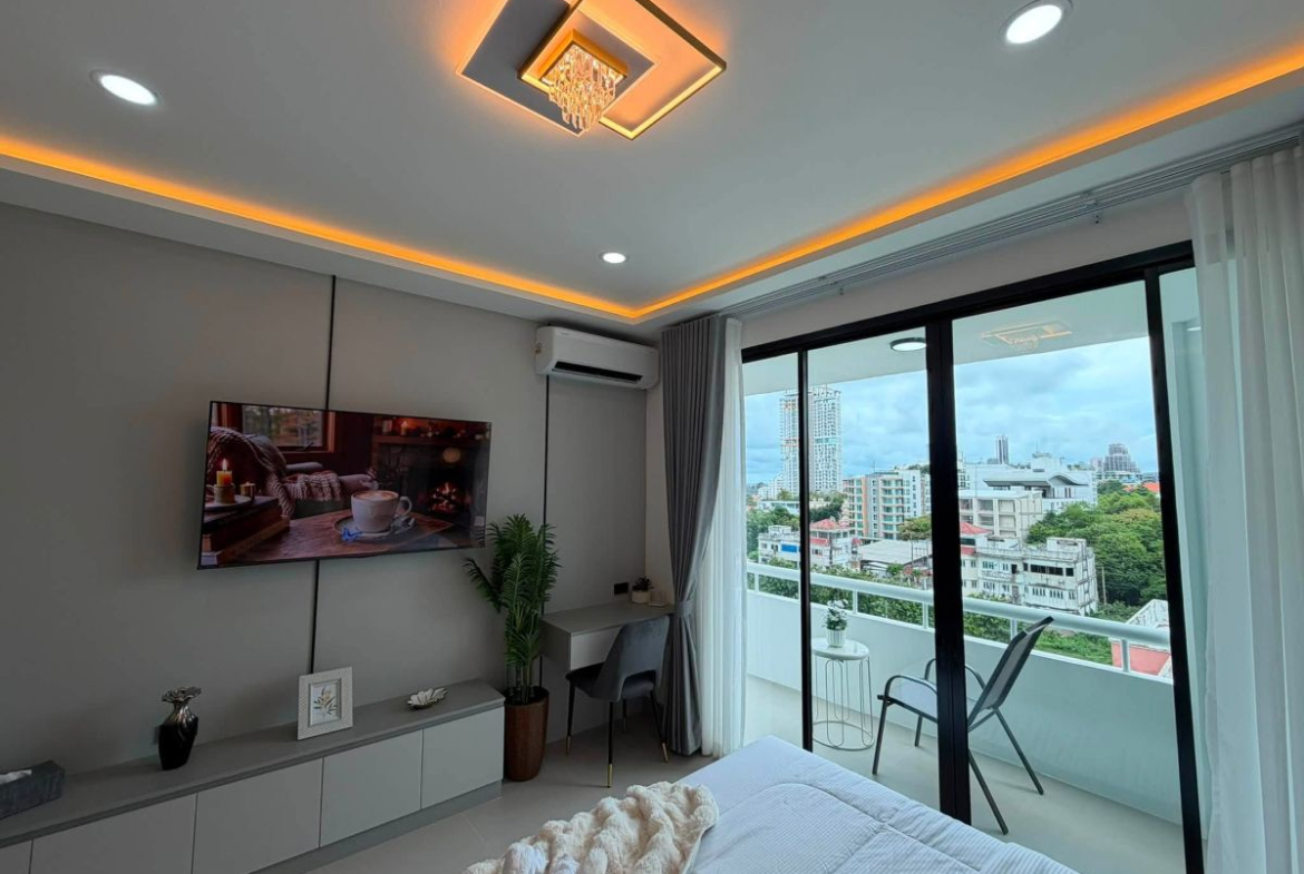 CS3010 – Studio Condominuim for Slae in Jomtien Sweet Condotel 2 in Thap Praya 12