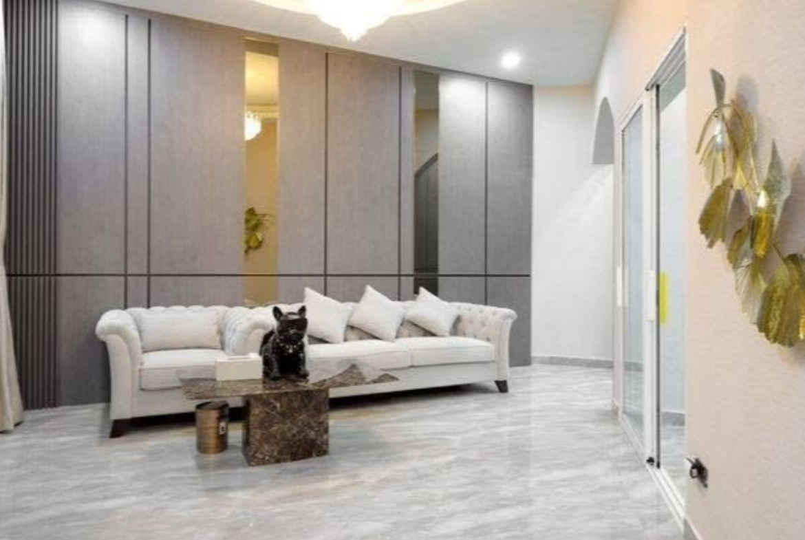 HS1495 – 7Bedroom Pool Villa for Sale and Rent in The White House in Jomtien