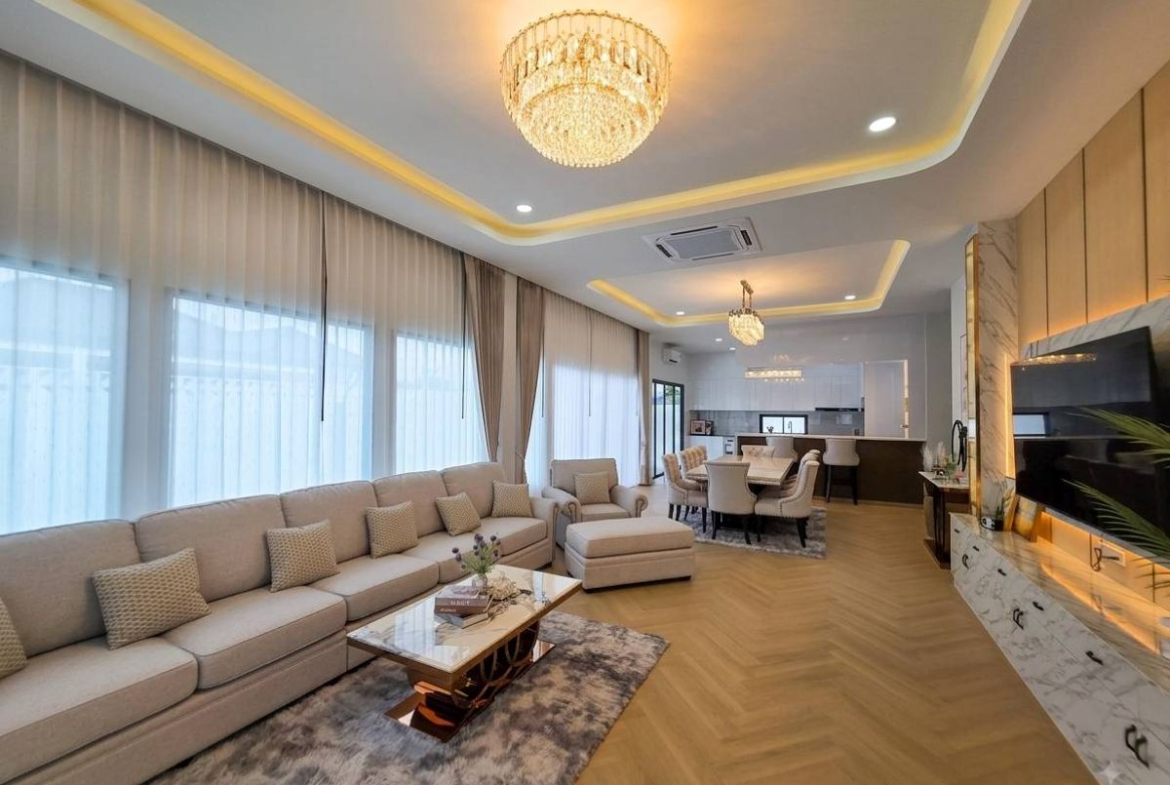 HS1500 – 4Bedroom Pool Villa House for Sale in VJ Land in Soi Siam Country Club