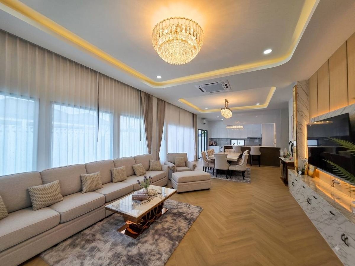 HS1500 – 4Bedroom Pool Villa House for Sale in VJ Land in Soi Siam Country Club