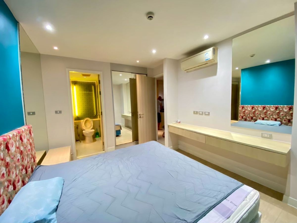 CR0303 – 1Bedroom Condominium For Rent in Grande Caribbean Condo in Thap Praya rd