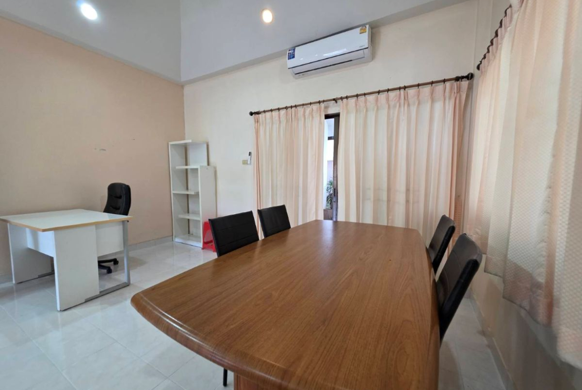 HR0891 -2Bedroom Single House for Rent in Pattaya Hill 2 in Khao Noi