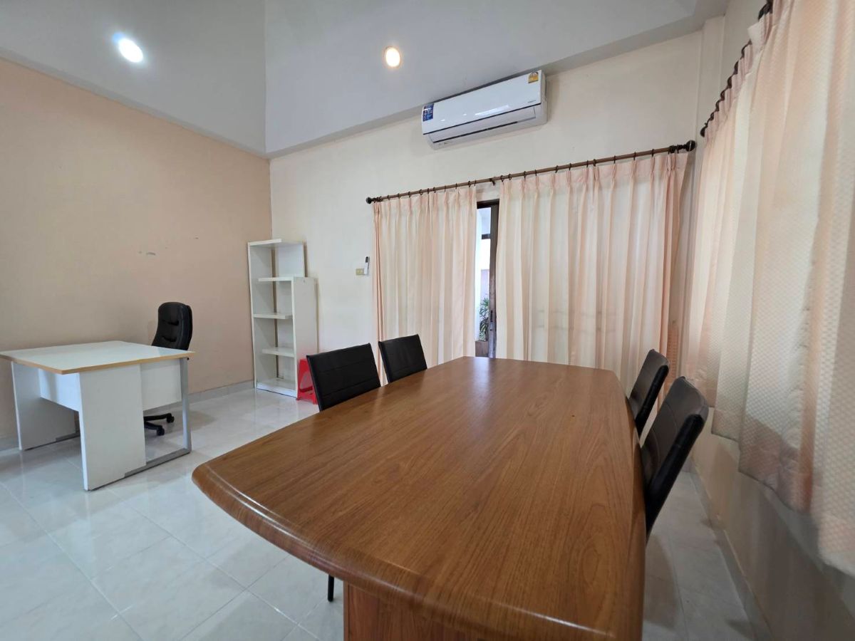 5 HR0891 -2Bedroom Single House for Rent in Pattaya Hill 2 in Khao Noi
