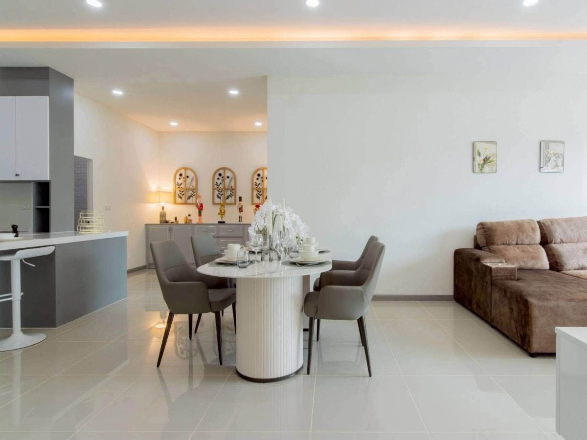 5 HS1488 – 3Bedroom Pool Villa for Sale in Areya Villa in Pattaya in Mabprachan Lake